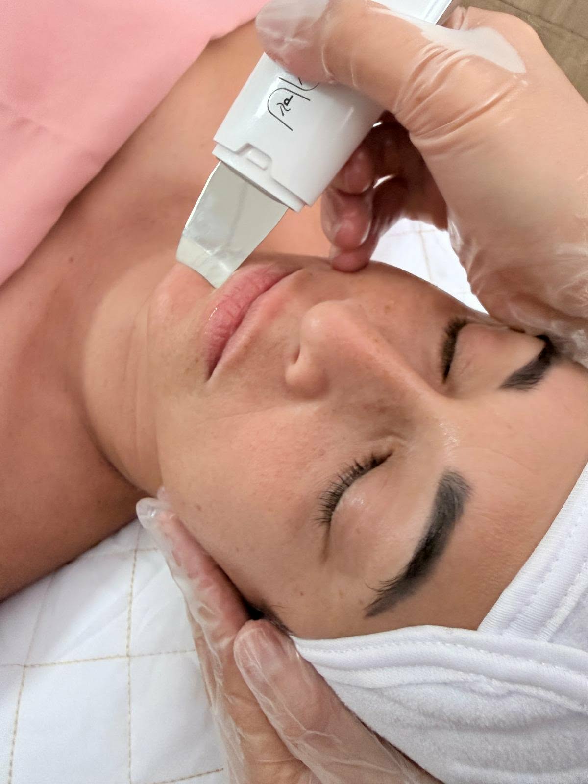 HYDRAFACIAL GLOW